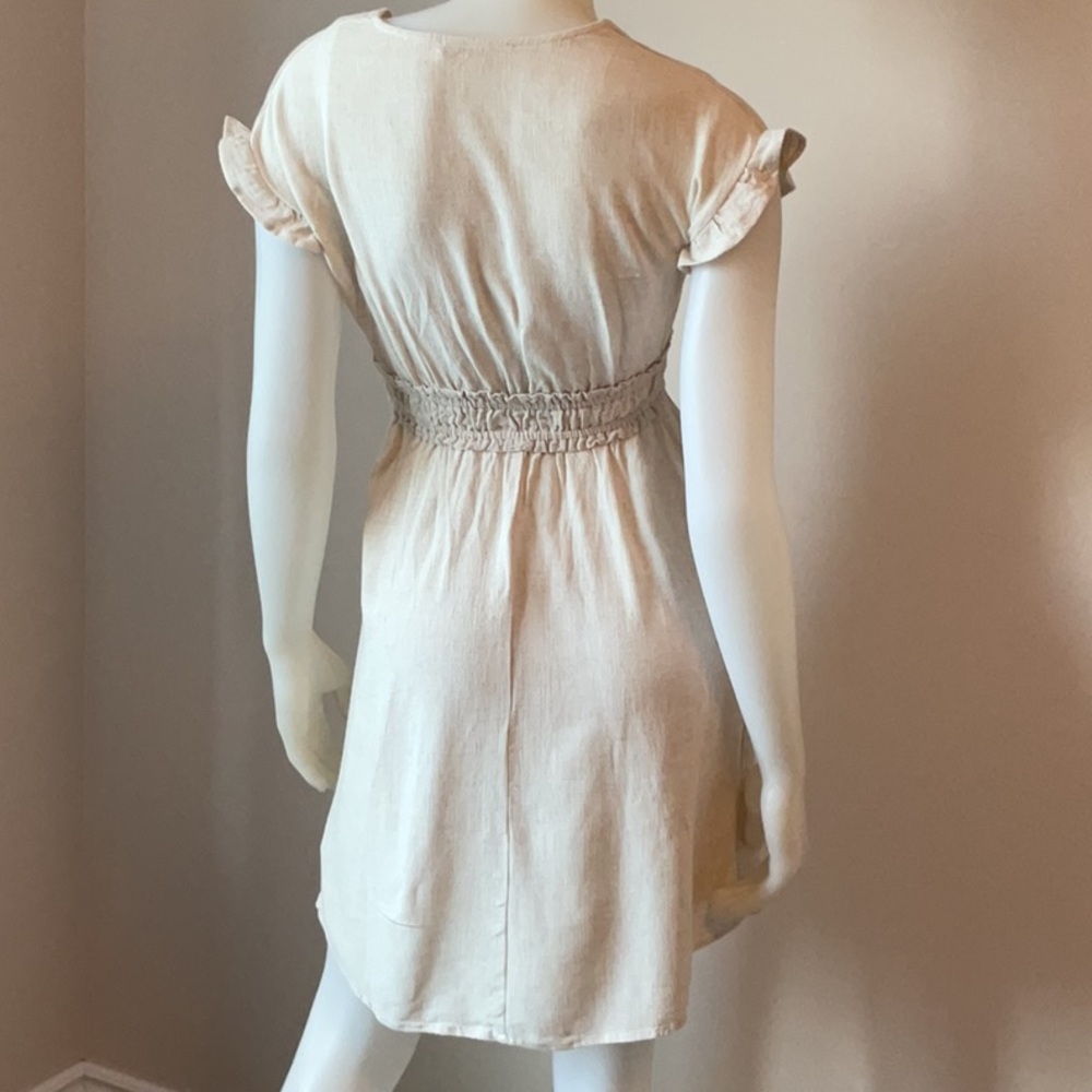 Monteau Cream V-Neck Smocked Waist Midi Dress - Picture 6 of 9